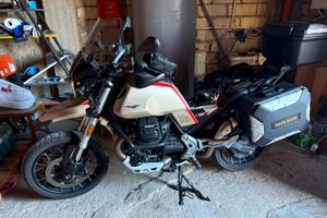 Moto guzzi v85 tt travel Centenario