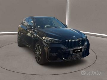 BMW X1 (F48) - X1 xDrive20d Msp U141355