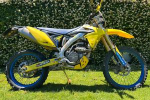 Suzuki RM-Z250 2015 TARGATA
