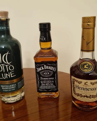 Lotto 3 Bottiglie. Grappa, Cognac e Wiskhey 