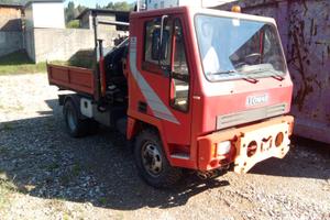 Leomar Tornado con gru