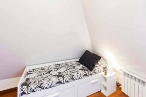 Stanza in appartamento di 187 m² a Milano