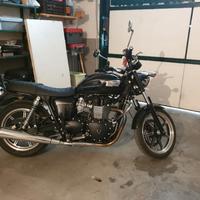 Triumph Bonneville - 2014