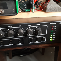 Monacor PA888 amplificatore