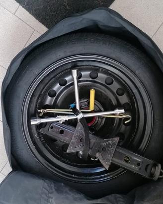 Kit con ruota di scorta per Volkswagen Caddy