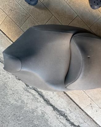 Sedile originale Scarabeo 500 del 2006