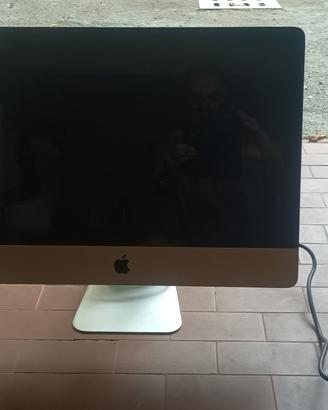 IMAC Mid-2010 21.5"