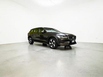 Volvo V60 Cross Country 2.0 B4 Core Awd Auto