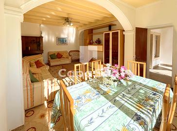 Casa singola terratetto con giardino a Sarroch