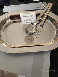 Vassoio e posate da portata