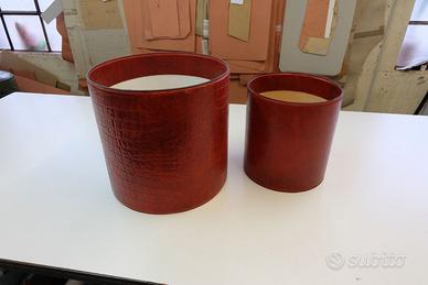 paralume in legno curvato rivestito in cuoio