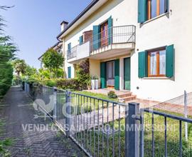 Villetta a schiera via Giuseppe Verdi, 16, 35024, 