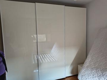 armadio con cassettiera interna 