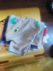 Lotto di vestiti per bimbo 24/36 mesi