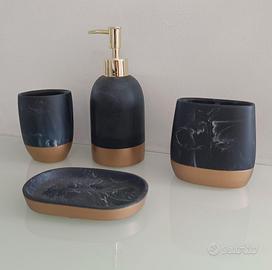SET DA BAGNO NERO MARMORIZZATO CON DETTAGLI ORO