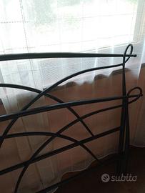Letto matrimoniale in ferro battuto