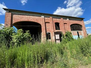 Fienile di ampia metratura