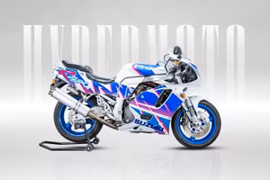 Suzuki GSX R 750