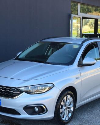FIAT Tipo 1.3 Mjt SW Business NAVY 61.000 KM.
