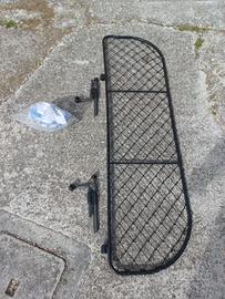 Rete per animali su veicoli