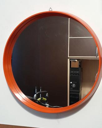 Specchio da parete anni 70 arancio 50 cm.