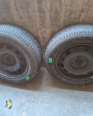 Gomme M+S ford fiesta 2018