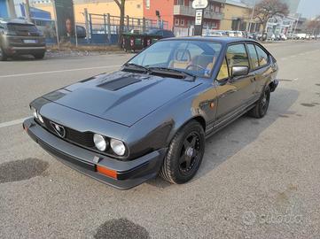 Alfa Romeo Alfetta GTV6 2.5