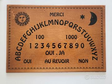 Tavola Ouija artigianale con planchette