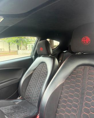 Sedili in Alcantara originale per Alfa Romeo MiTo