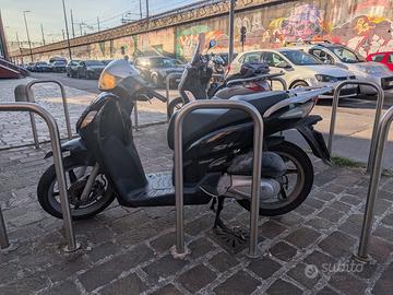 HONDA SH125 motore nuovo + accessori