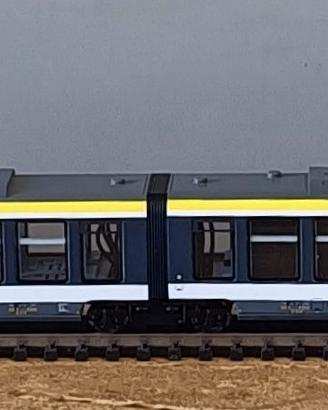 Fleischmann-Treno Regio 3 Lowen Tack DCC sound. N