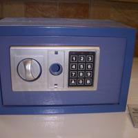 Cassaforte da mobile-parete