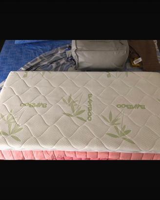 Materasso lettino bimba