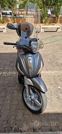 Beverly Sport Touring ABS - ASR 350