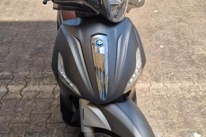 Beverly Sport Touring ABS - ASR 350
