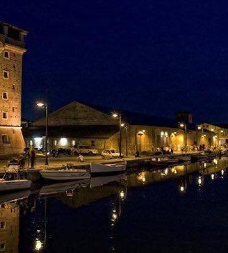 Attività / Licenza di 1500 m² con più di 5 locali 