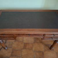 Scrittoio in legno