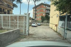 "Box in parco Privato a Quarto" P. LA MOZZILLO