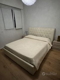 Letto matrimoniale con contenitore