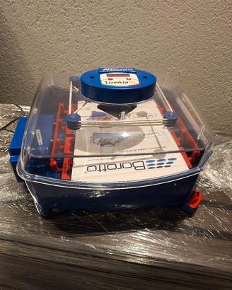 Incubatrice nuovissima avicoli