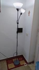 Piantana da terra a doppia luce