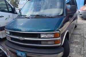 Chevrolet 1500 del 96 7 posti 