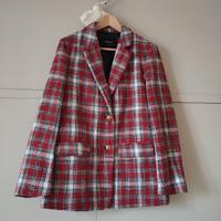 Blazer scozzese rosso e nero Stradivarius 
