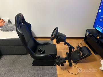 Postazione playseat simulatore