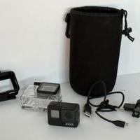 GoPro 7 black con accessori