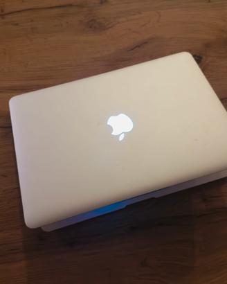 MacBook Air 13'' i5 4GB 128GB SSD - Come nuovo