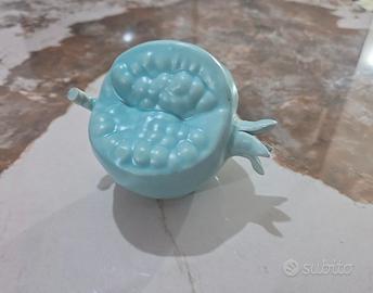 Melograno ceramica smaltata blu pastello
