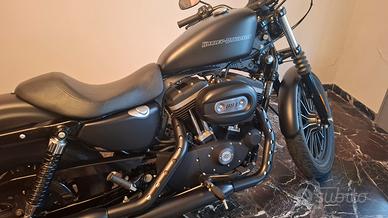 Harley-Davidson Sportster Iron 883