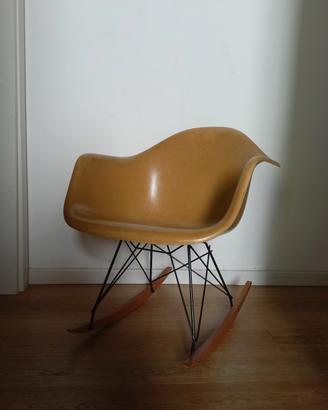 Charles eames rocking chair
