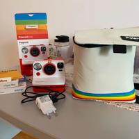 Polaroid completa di accessori